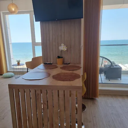 Blue Sky Alezzi Infinity- Endless Summer Apartment Navodari