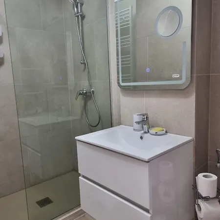 Apartment Blue Sky Alezzi Infinity- Endless Summer