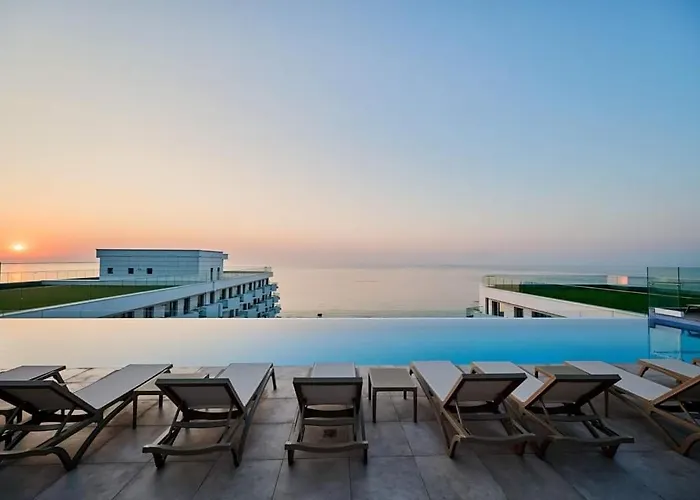 Apartment Blue Sky Alezzi Infinity- Endless Summer Navodari